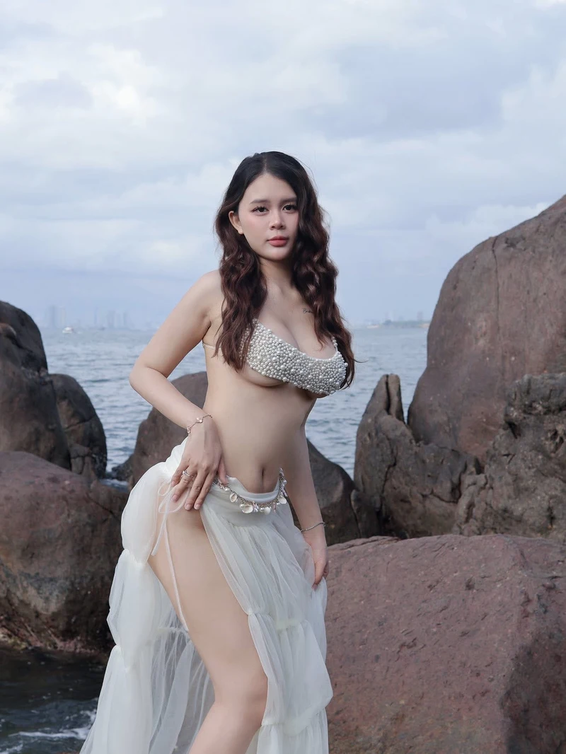 ảnh gái ngực khủng fulol hd