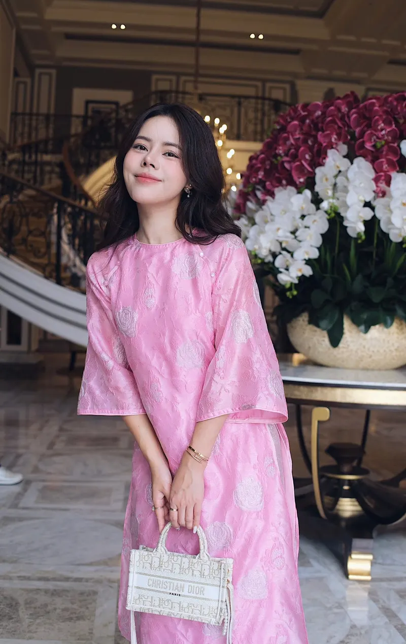 ảnh gái xinh mặc áo dài việt nam