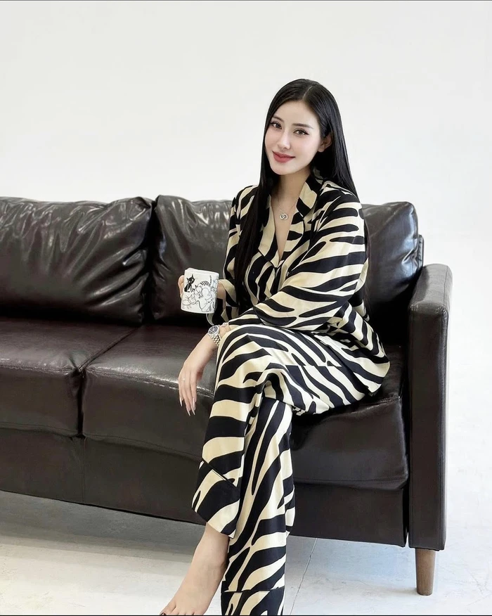 anh gai xinh mac do ngu