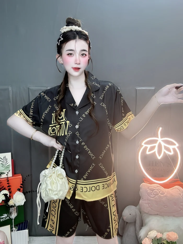 gái xinh mặc đồ ngủ hd