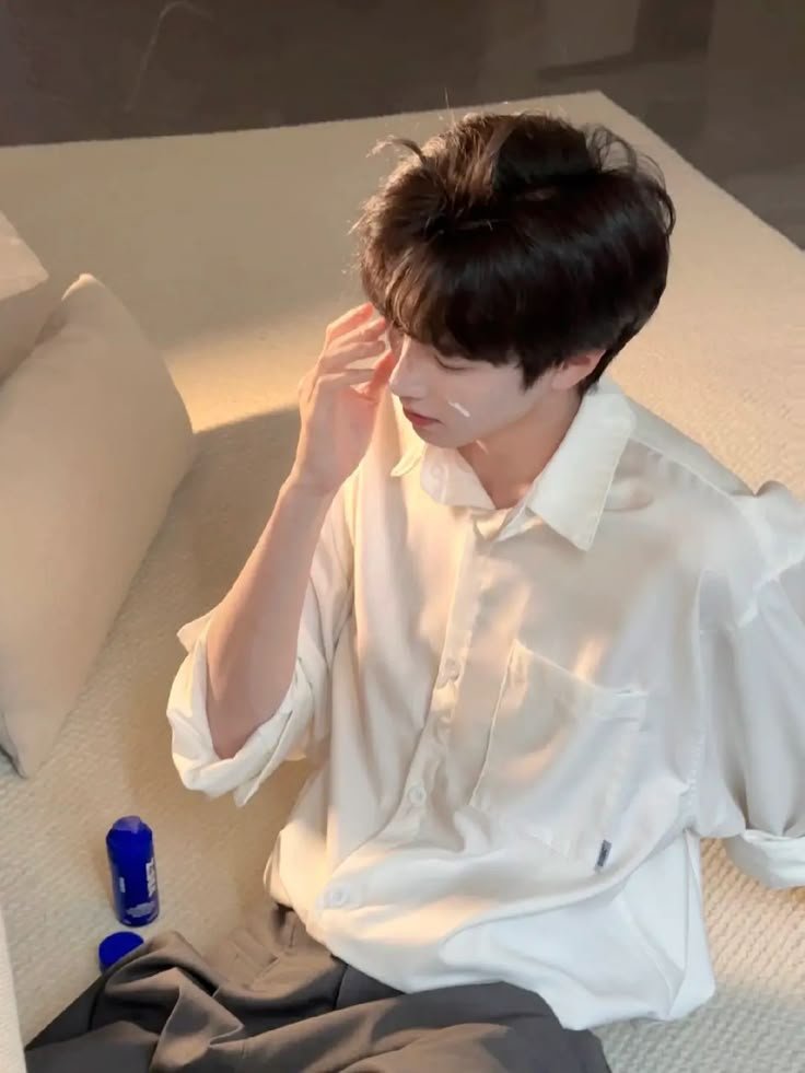 Ảnh trai đẹp che mặt cuốn hút