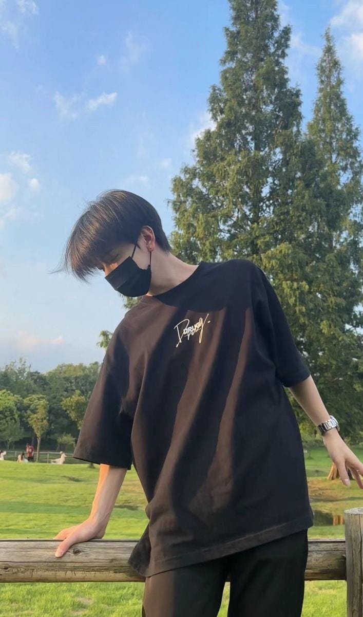 Ảnh trai đẹp che mặt style