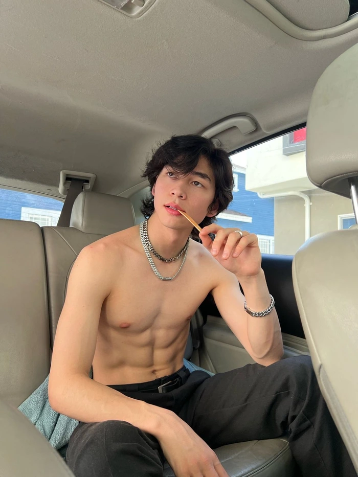 ảnh body trai trung quốc