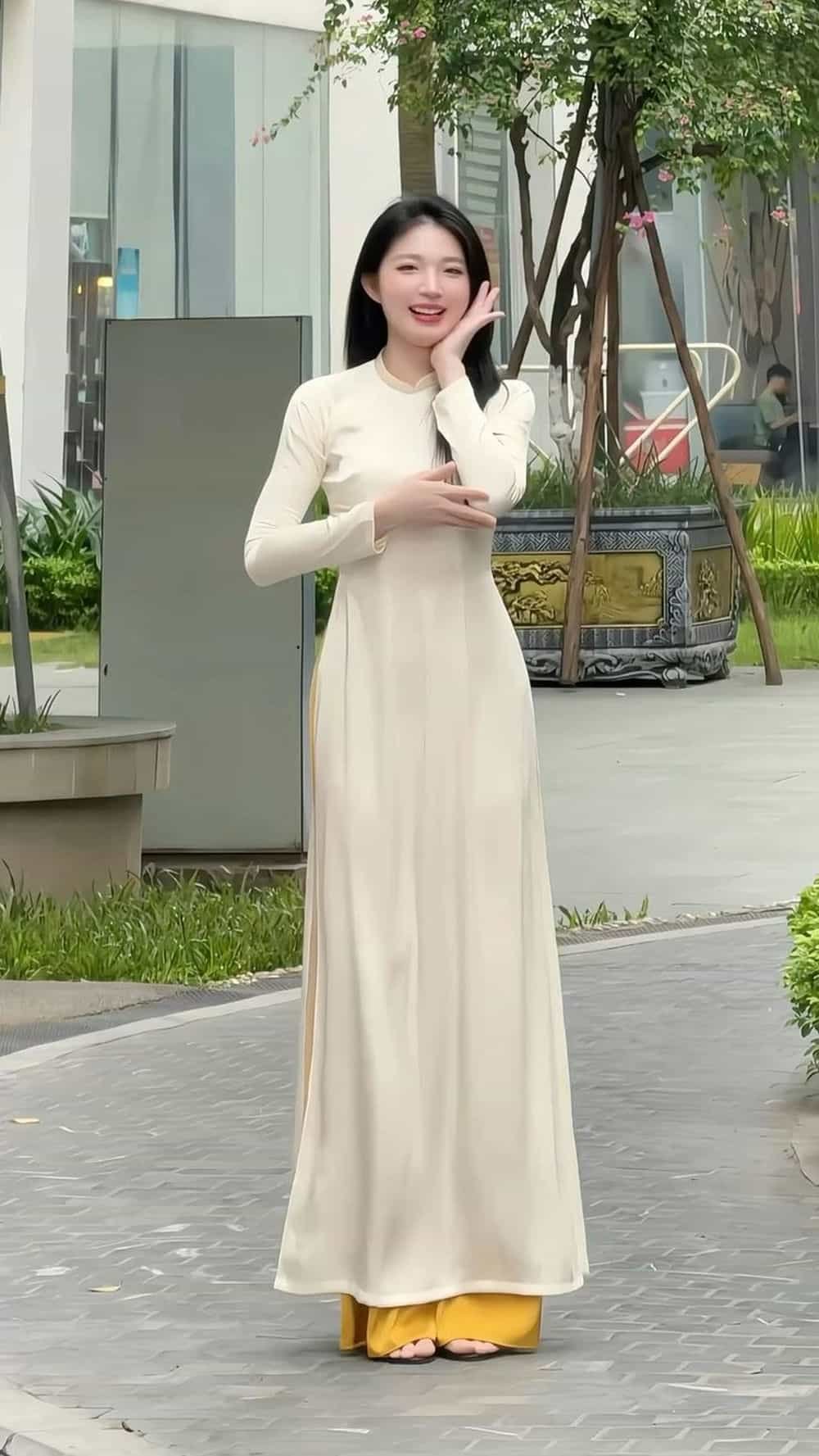 ảnh gái xinh mặc áo dài rạng