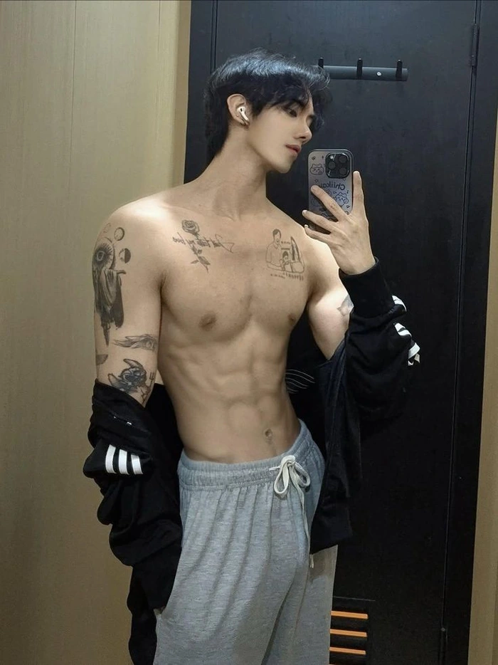 ảnh nam thần 6 múi trung