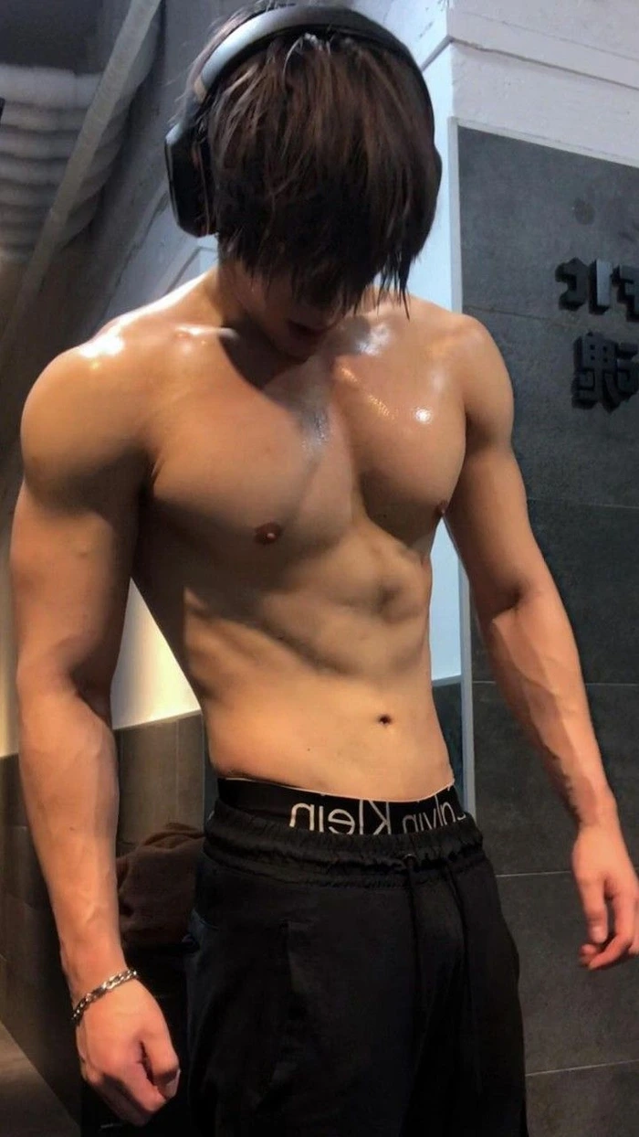 chàng trai thể hình