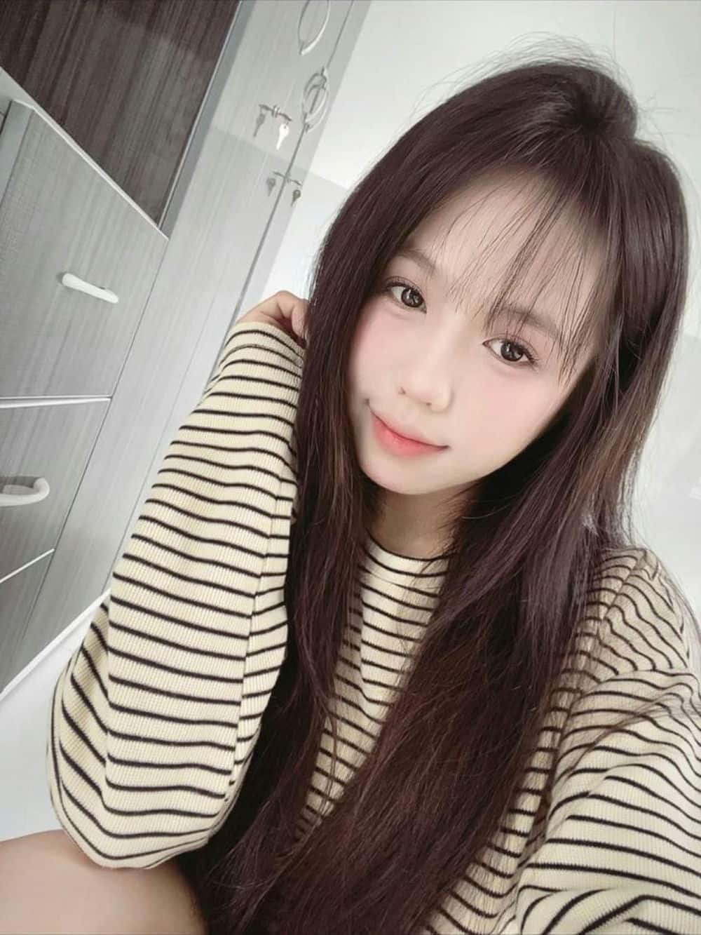 gái xinh 2k7 thanh tú