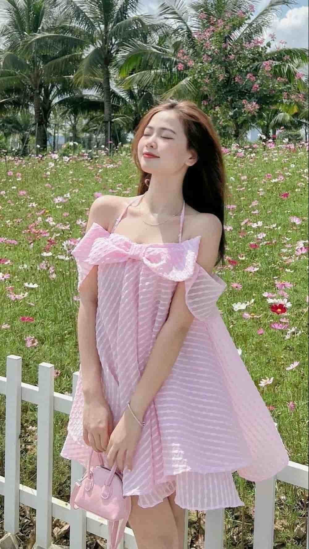gái xinh mặc pinky đáng yêu