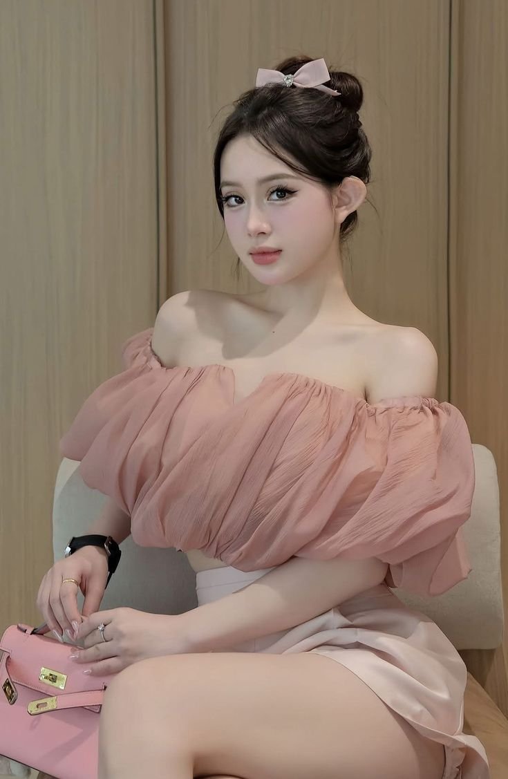 gái xinh mặc pinky nhẹ nhàng
