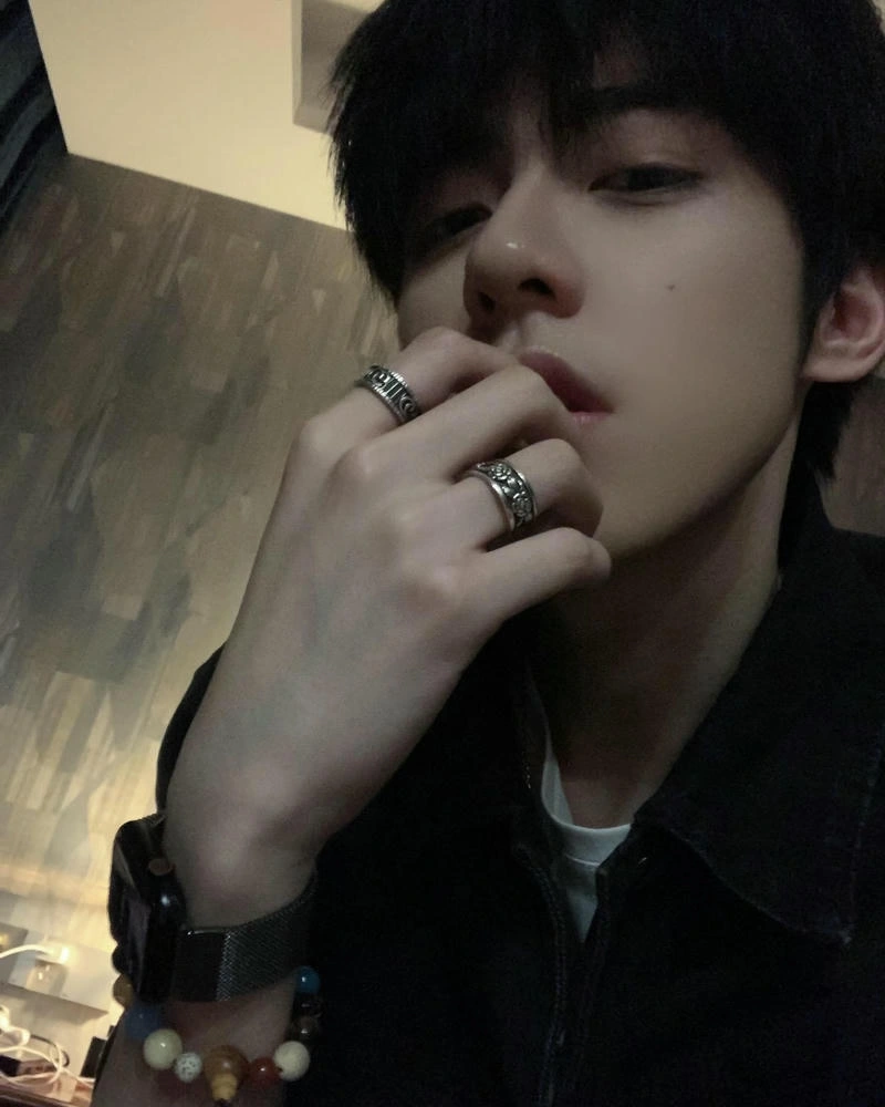 hình ảnh bé trai đẹp