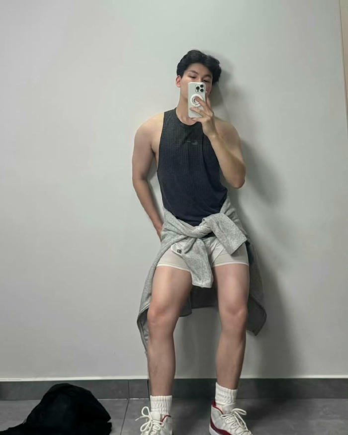 hình trai đẹp che mặt