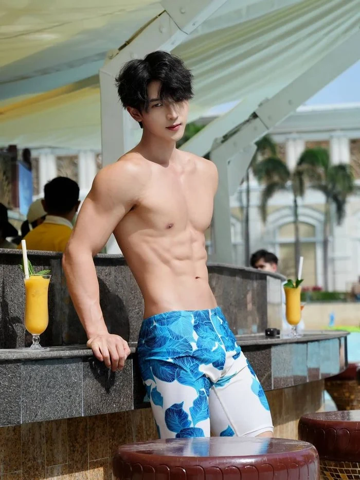 mẫu ảnh cơ bắp