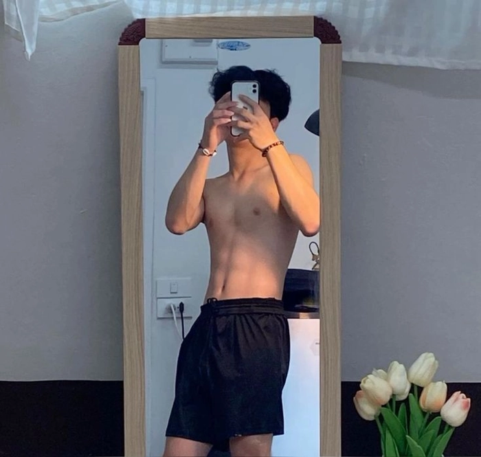 người mẫu 6 múi