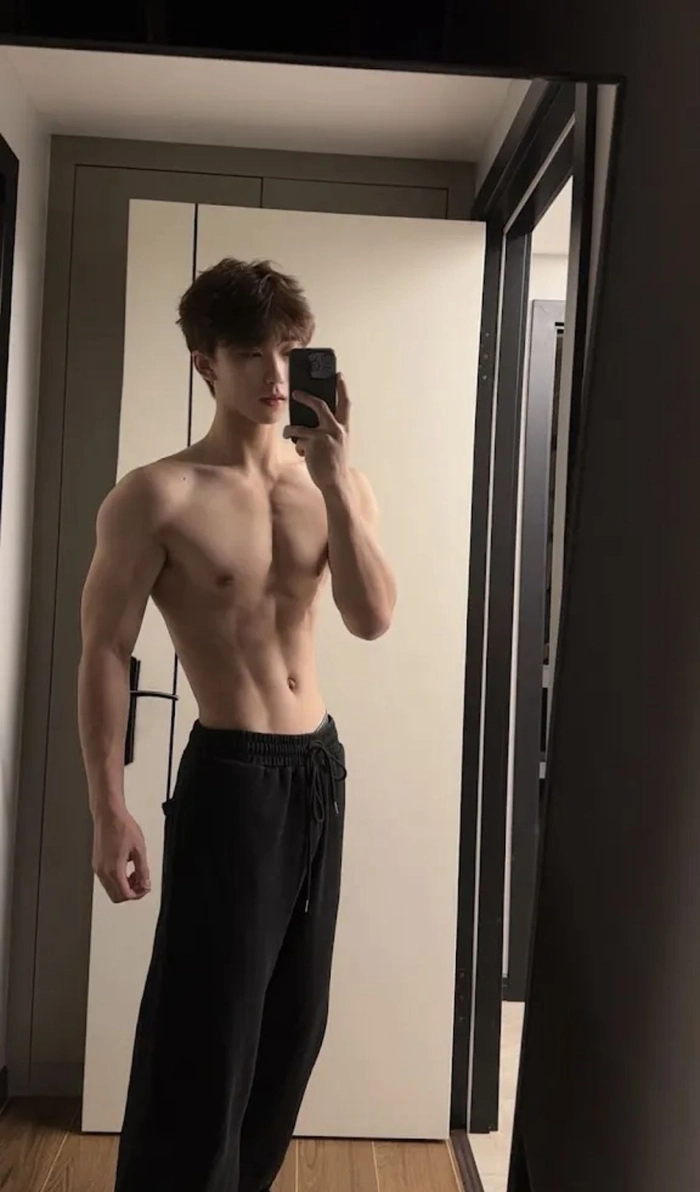 trai đẹp 6 múi nam tính