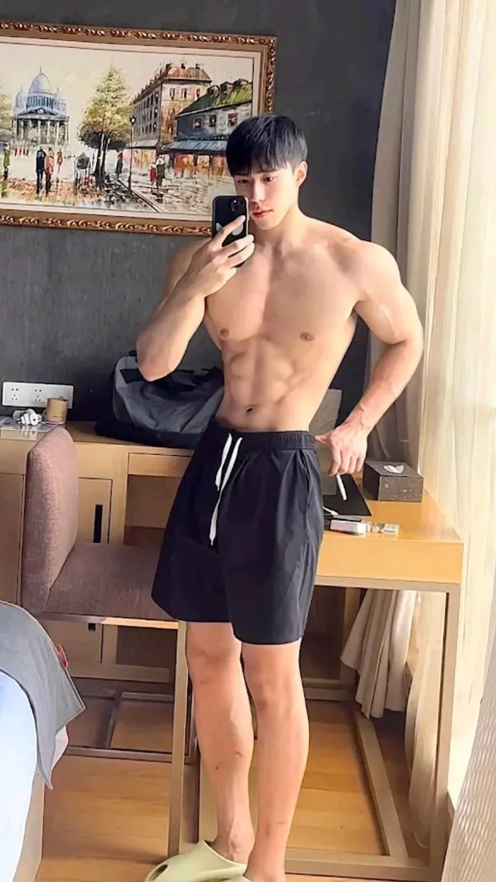 trai đẹp body chuẩn