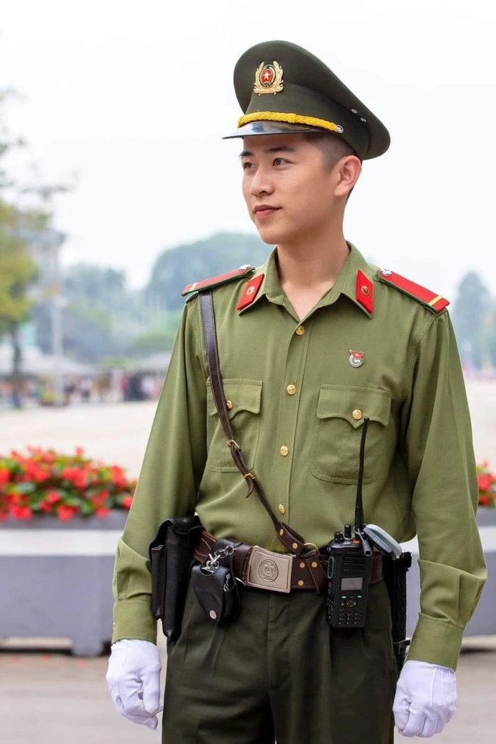 trai đẹp diễu binh niềm tự hào dân tộc