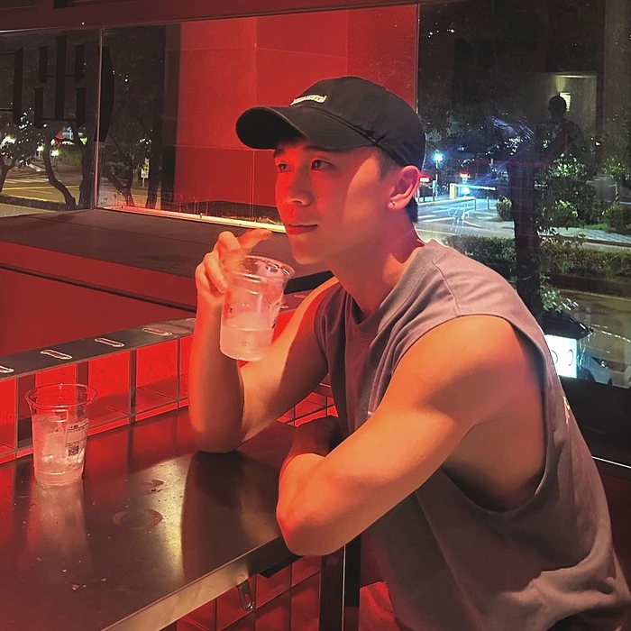 trai đẹp nhật bản phong độ