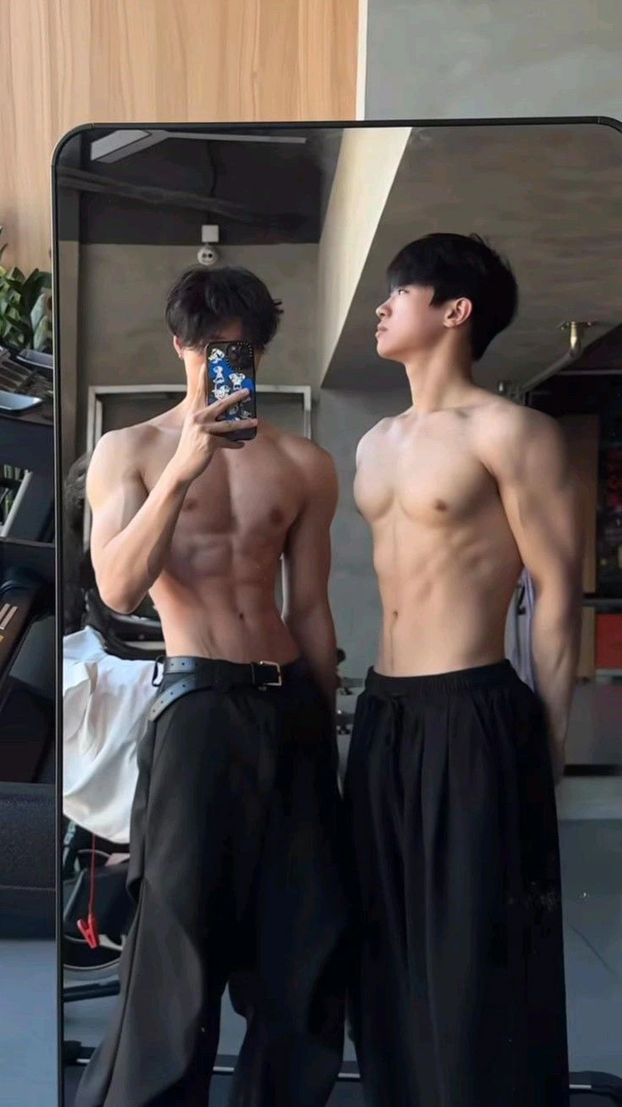 trai đẹp tập tạ