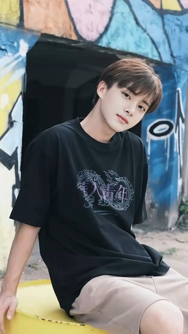 trai đẹp trung quốc nụ cười tỏa nắng