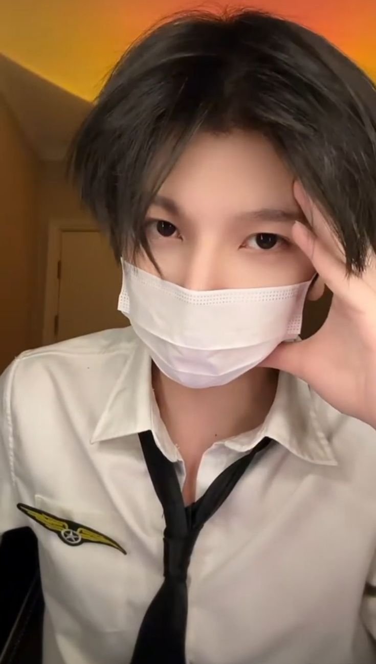 hinh anh trai dep bi an