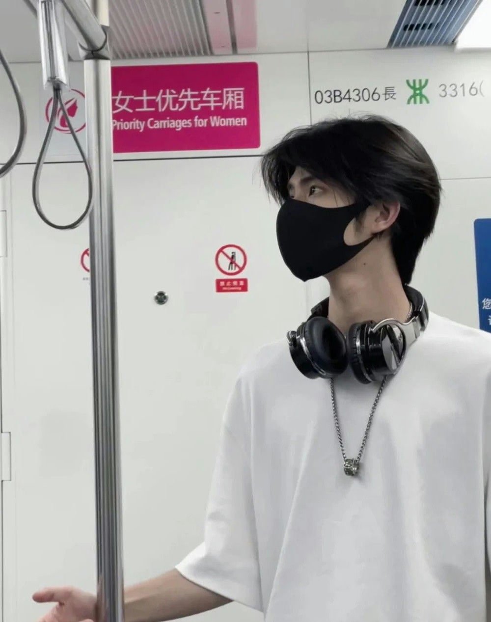 hinh anh trai dep chat