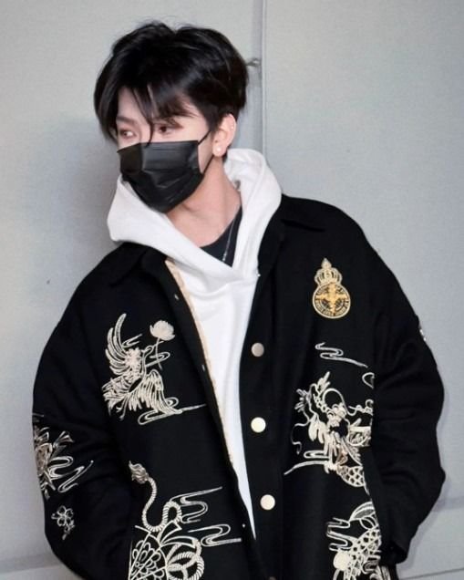 hinh anh trai dep giau