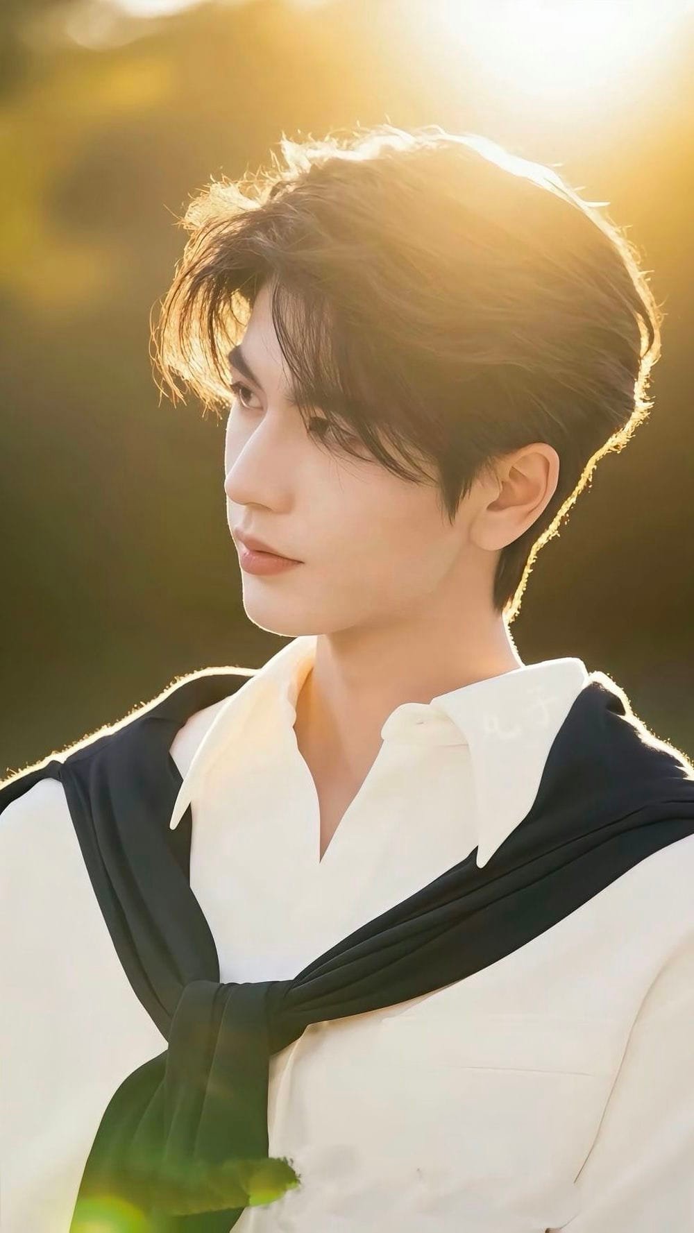 mặt trai đẹp dễ thương tự nhiên