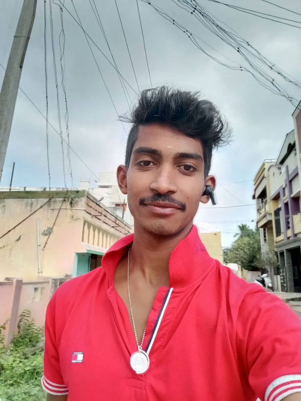 trai dep campuchia chat