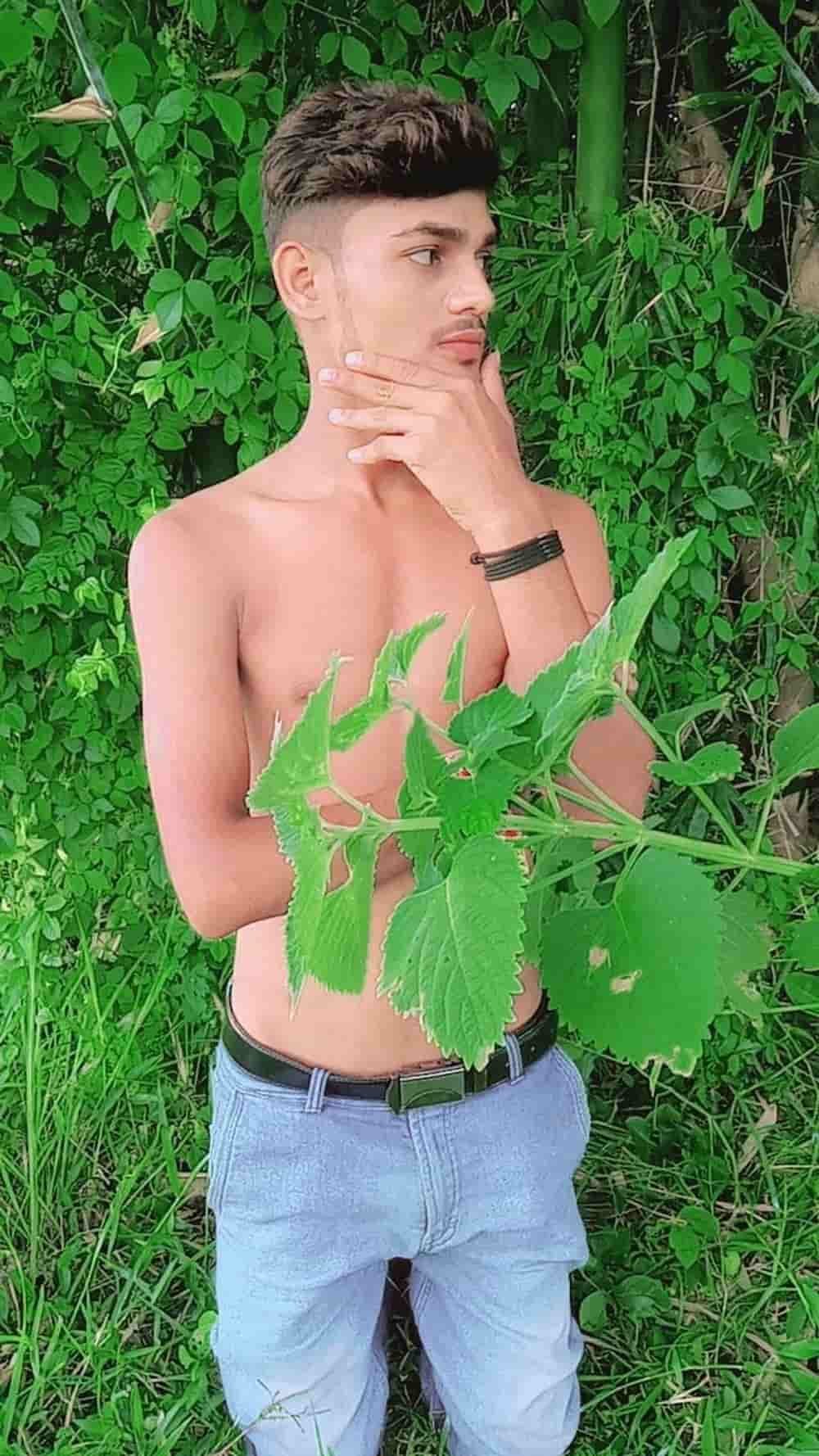 trai dep campuchia manh me