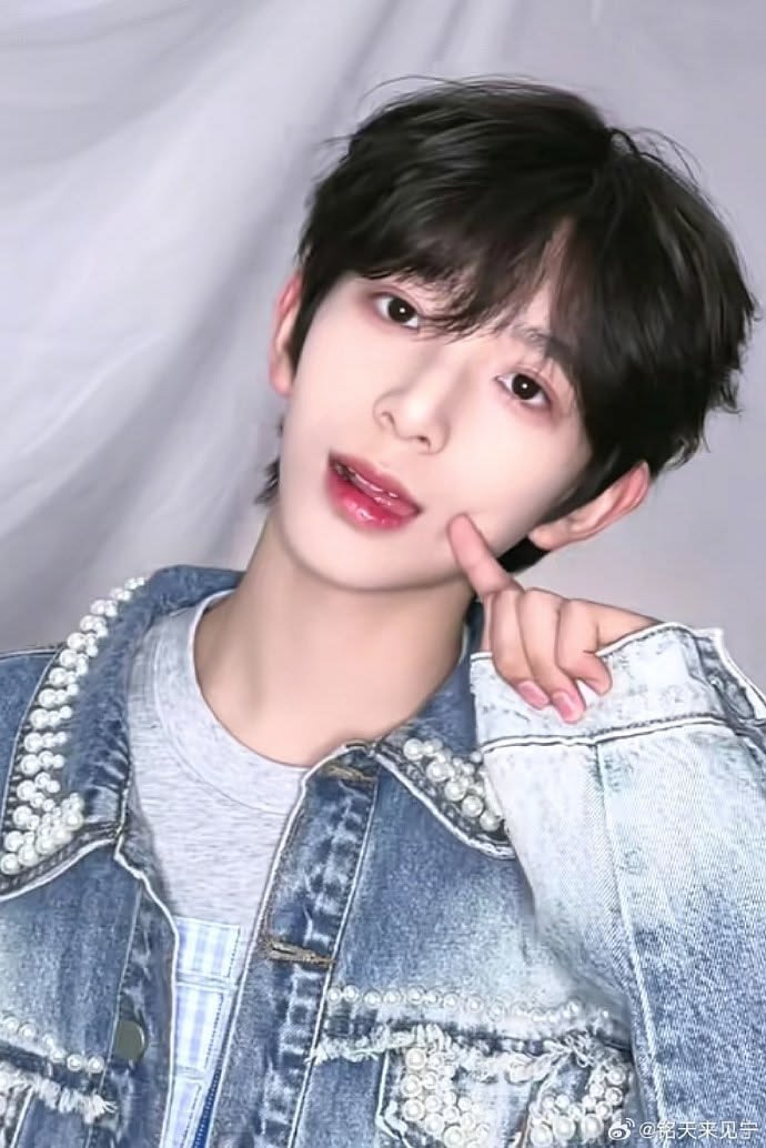 trai dep k10 noi bat dep