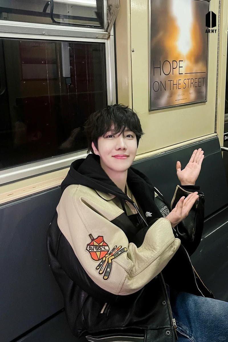 Album hình ảnh j-hope mới