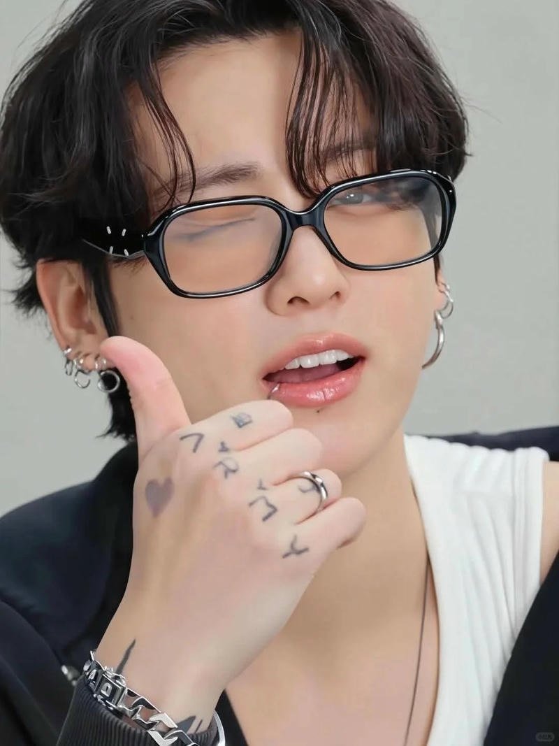 Album hình ảnh jungkook mới