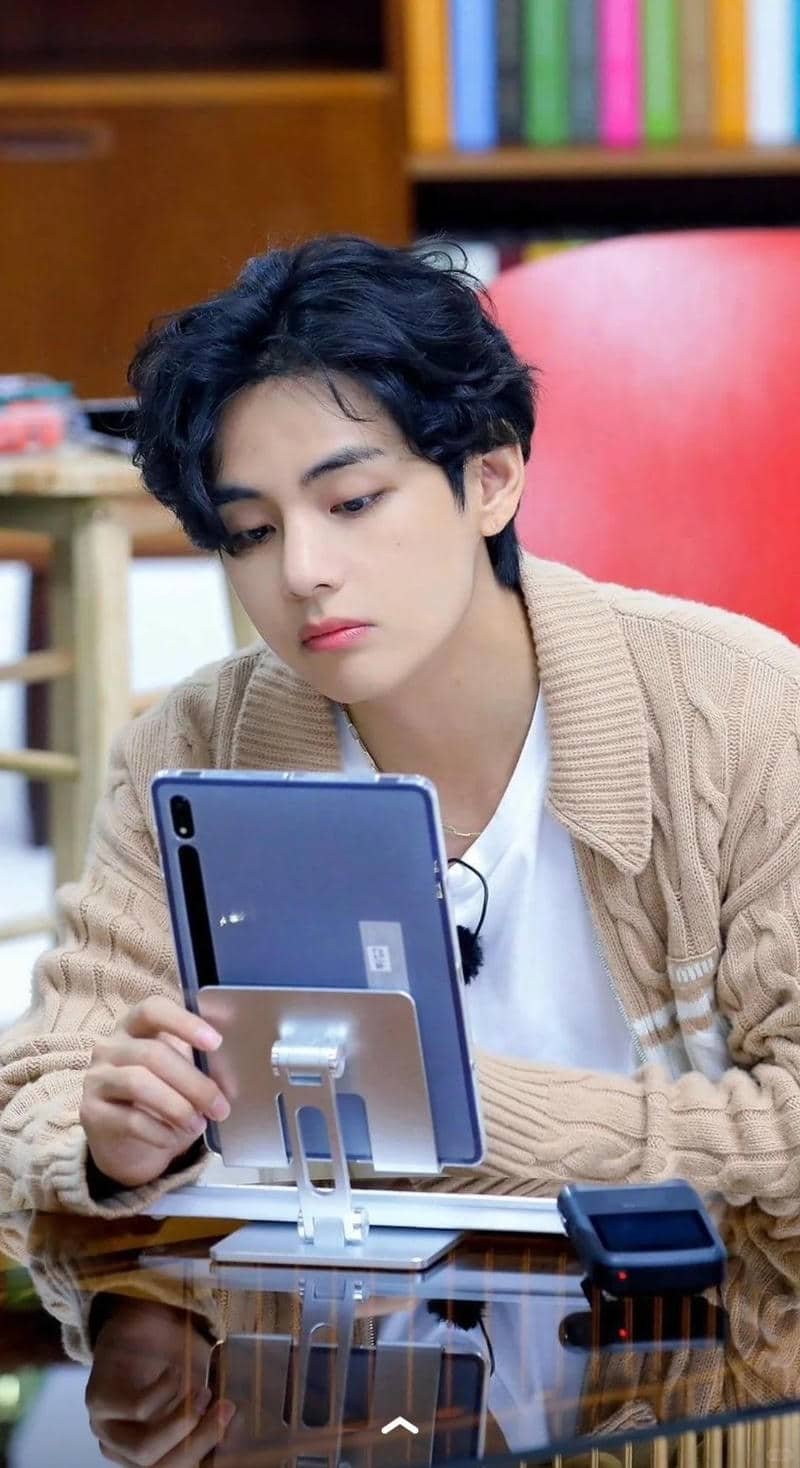 Album hình ảnh v-bts mới