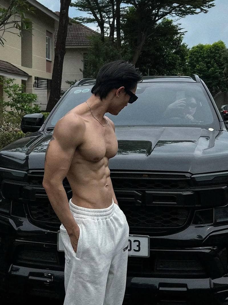 Ảnh mạng ảnh trai đẹp cơ bắp sắc nét