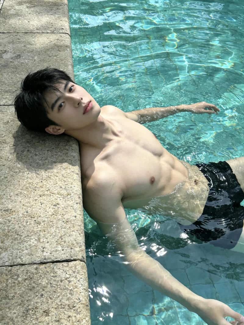 Bộ ảnh ảnh trai đẹp 6 múi săn miễn phí