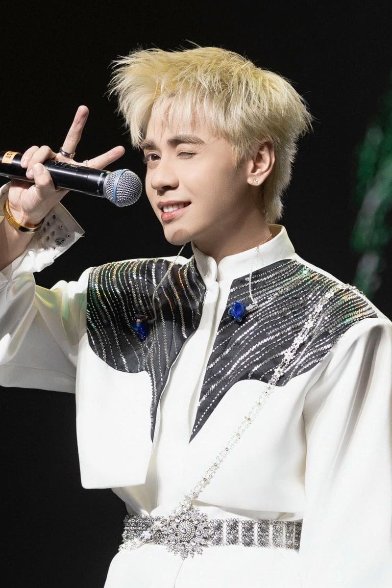 Bộ hình ảnh trai đẹp 9x cuốn hút