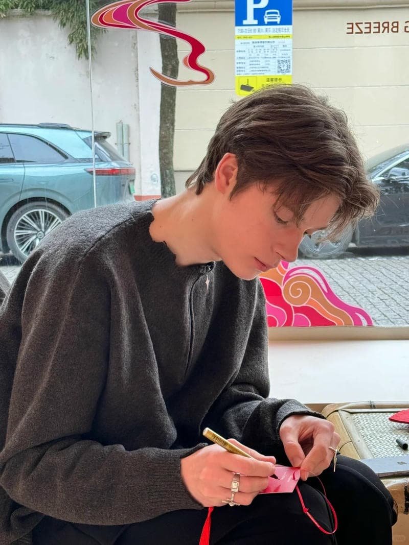 Bộ hình ảnh trai tây sắc nét