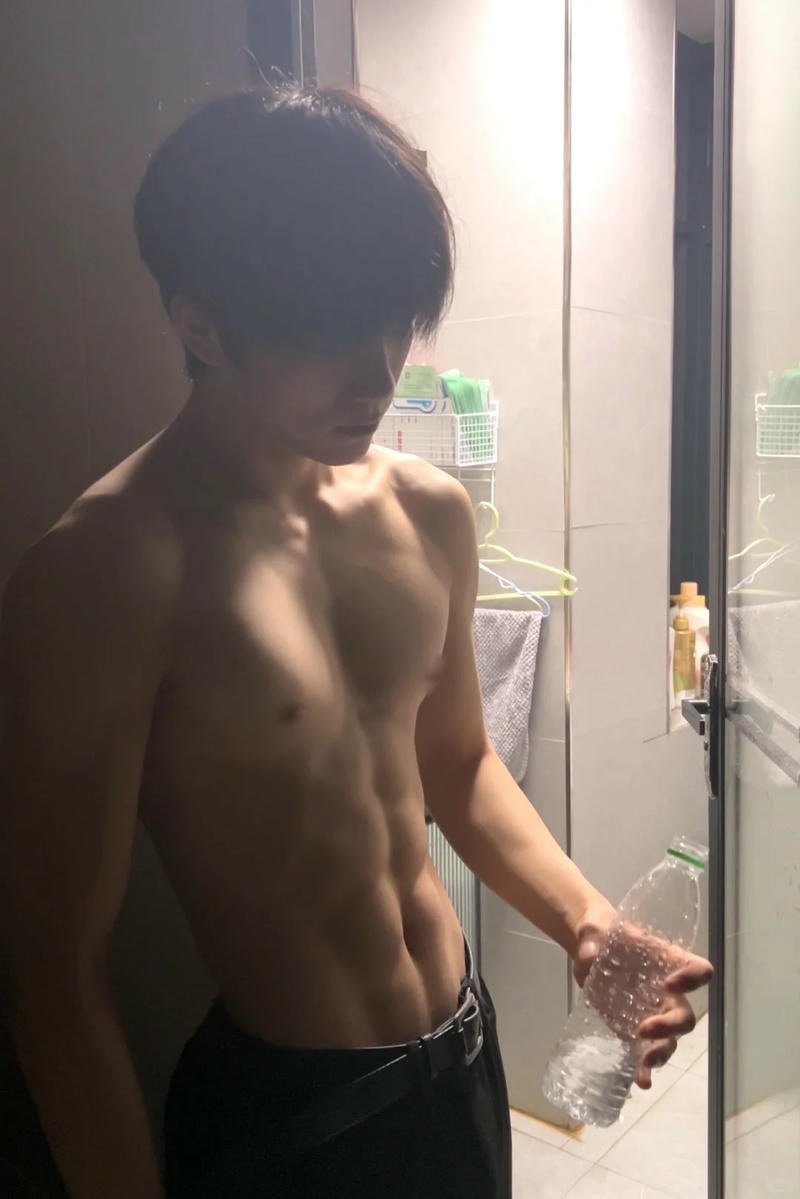 Bộ sưu tập ảnh trai đẹp 6 múi săn đẹp