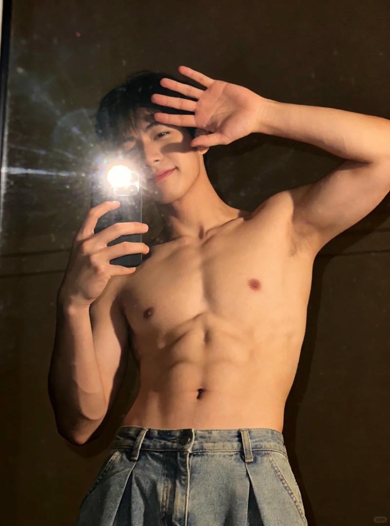 Bộ sưu tập hình ảnh trai đẹp 6 múi mới nhất