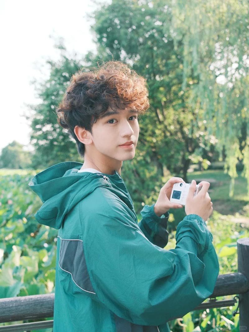 Hình ảnh trai đẹp 14 tuổi mới nhất