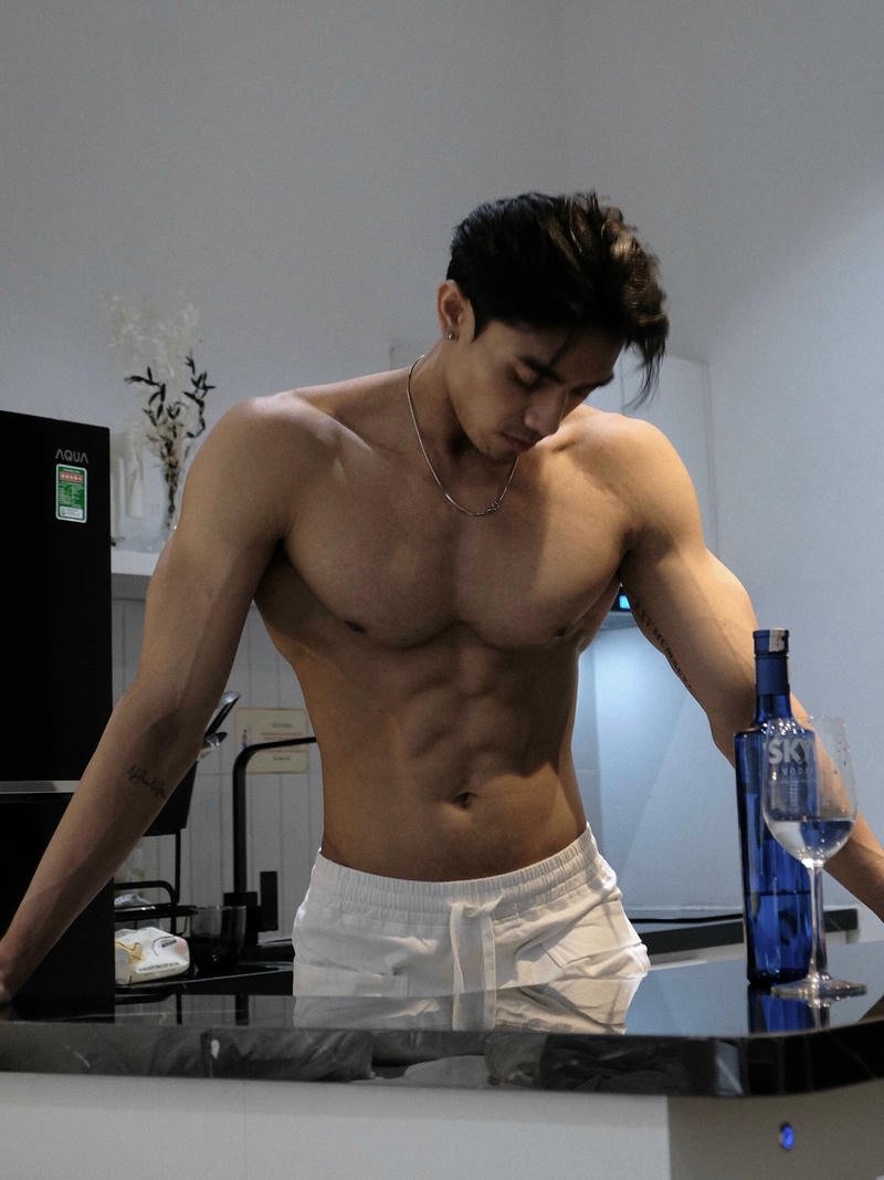 Hình ảnh trai đẹp cơ bắp mới nhất