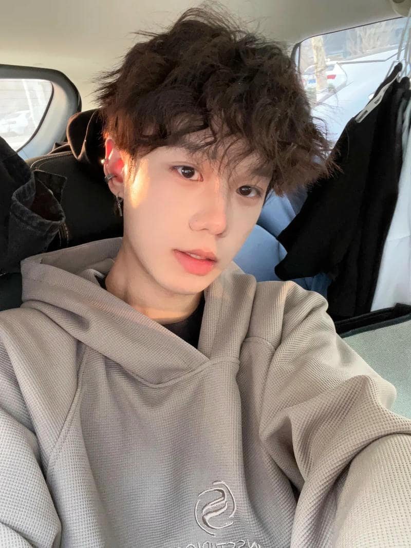 Hình ảnh trai đẹp cute thu hút