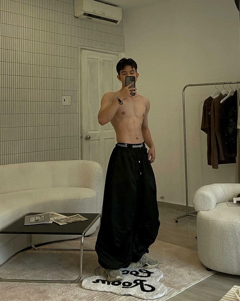 Loạt hình ảnh trai đẹp 6 múi săn cuốn hút