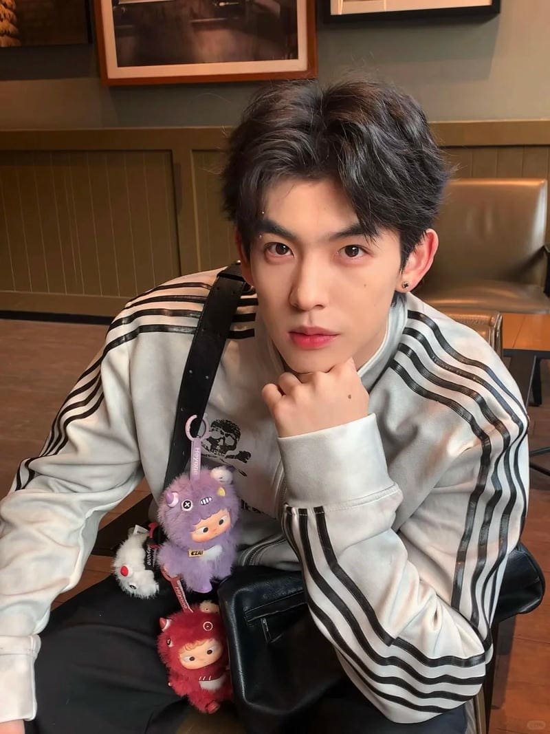 Ngắm ảnh trai đẹp 18 tuổi miễn phí