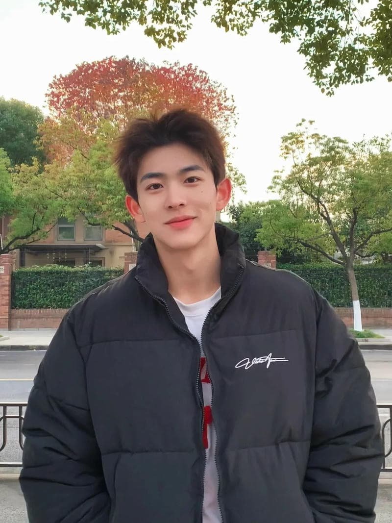 Ngắm ảnh trai đẹp 18 tuổi thu hút