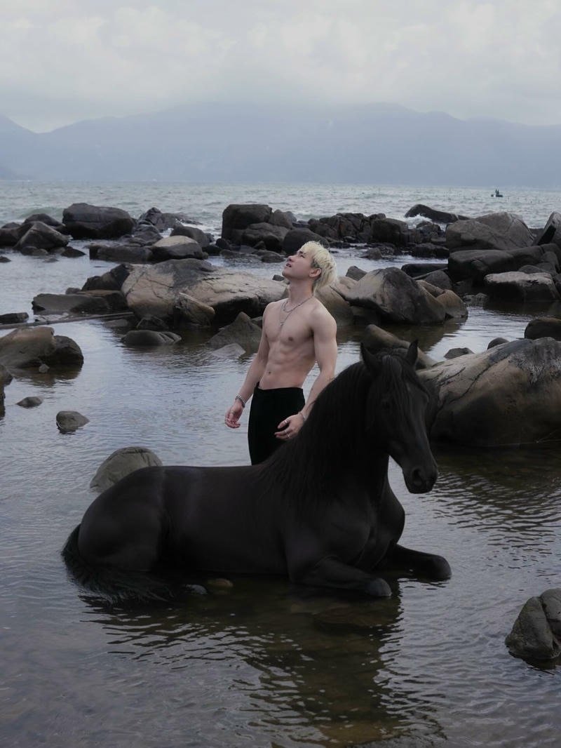 Ngắm ảnh trai đẹp cơ bắp miễn phí