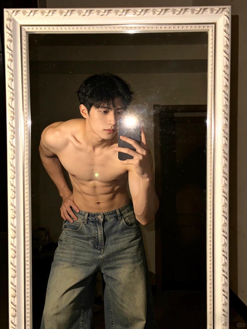 Tải ảnh trai đẹp 6 múi săn mới