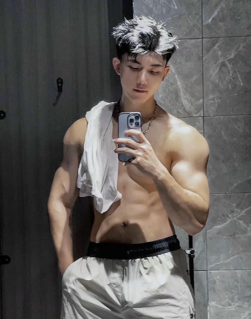 Tải ảnh trai đẹp cơ bắp mới