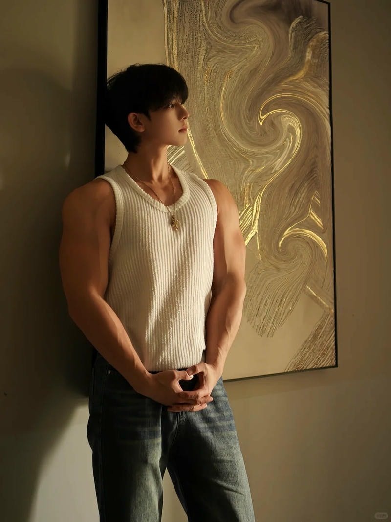 Tải hình ảnh trai đẹp cơ bắp chất lượng cao