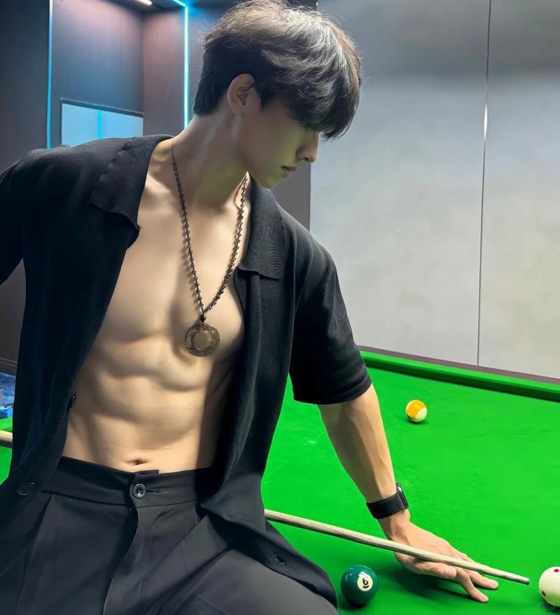 Tổng hợp ảnh trai đẹp 6 múi chất lượng